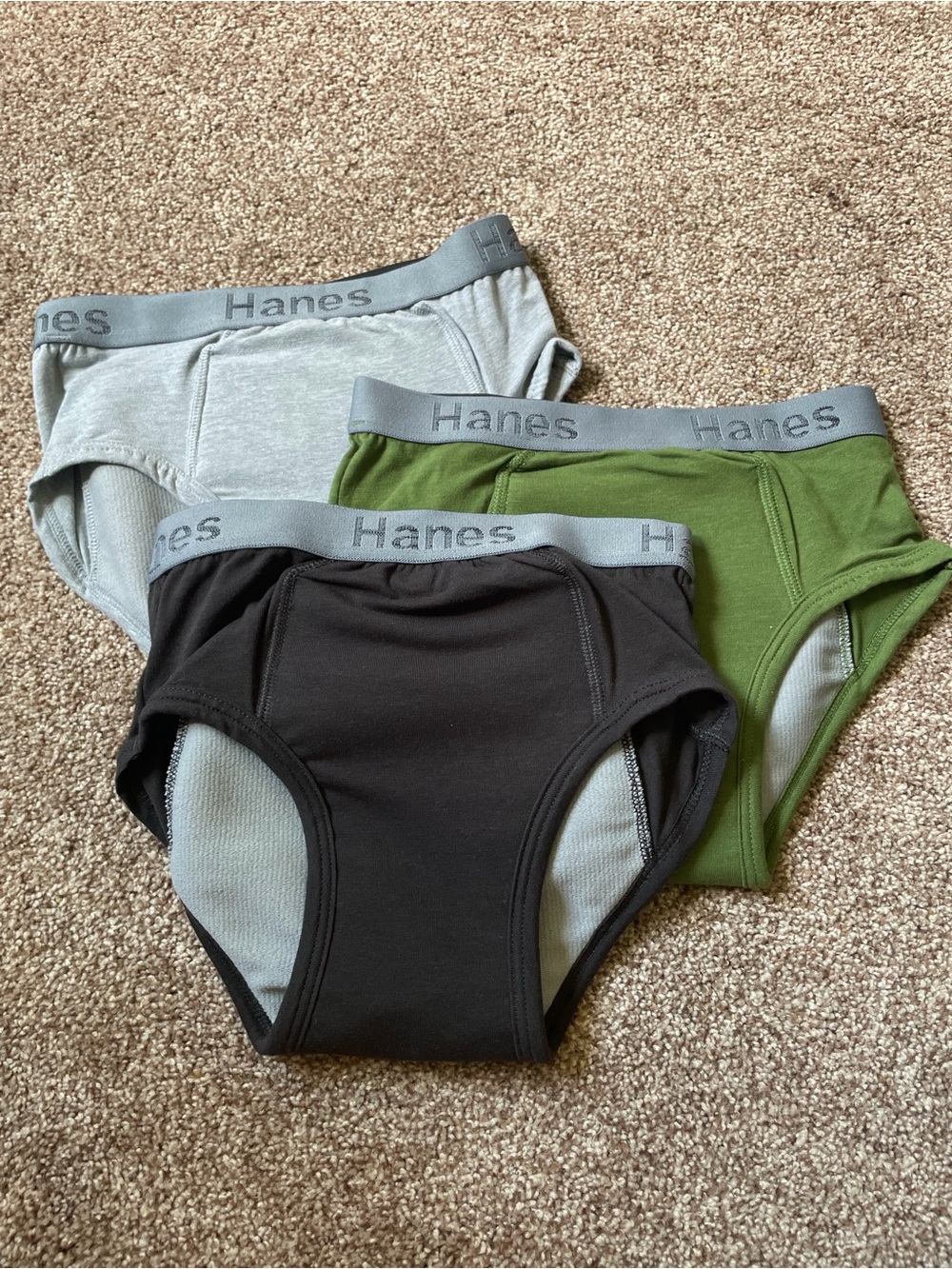 Hanes Boys Briefs 3 Pack Size Medium M Black Green Gray NWT